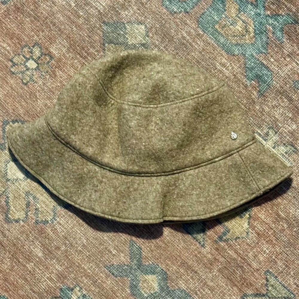 Helen Kaminski One Size Pure Wool Felt Hunter Bucket Hat